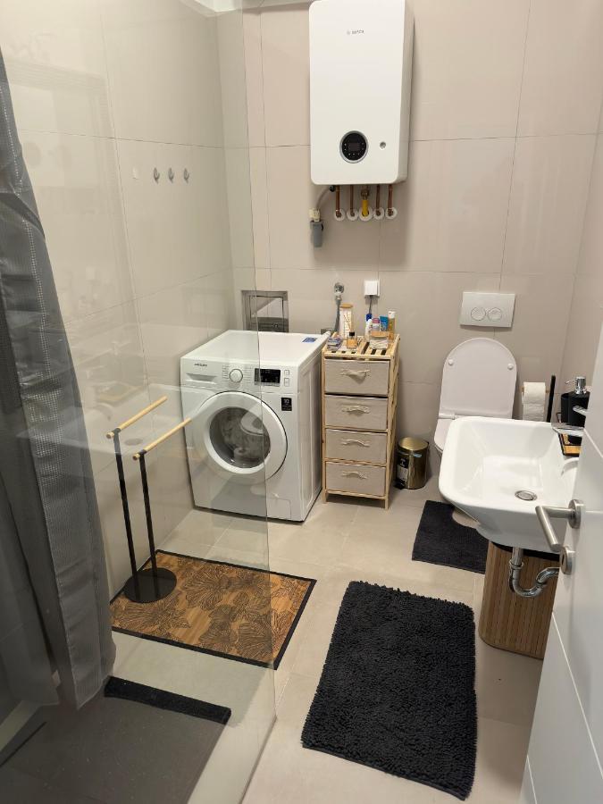 City Rent 1 Osijek Bagian luar foto